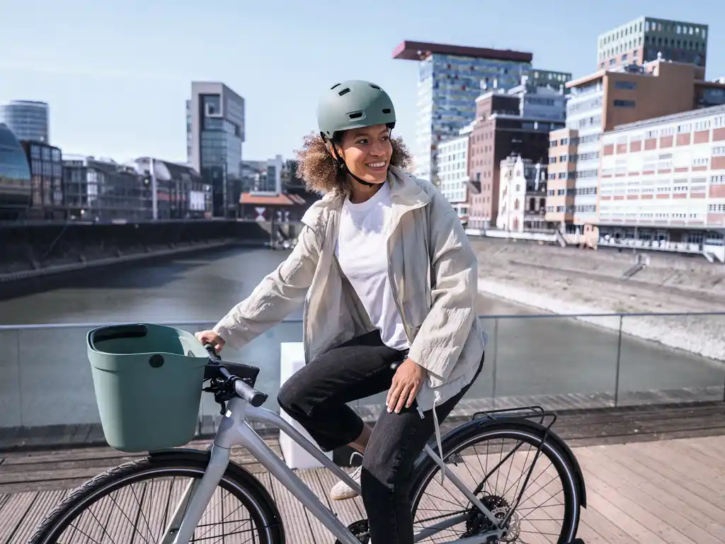 0384SG_Mio basket sage green_09216a.jpg